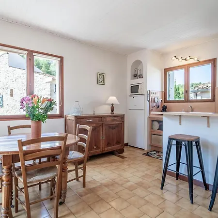 Дом отдыха Location Dans Les Corbieres Roquefort-des-Corbieres
