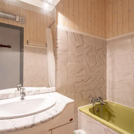 Location Dans Les Corbieres * Roquefort-des-Corbieres