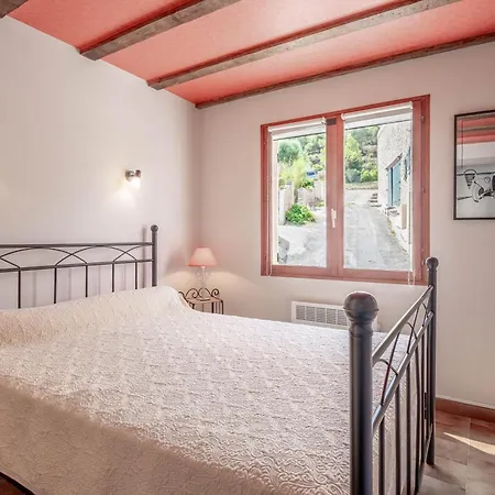 Дом отдыха Location Dans Les Corbieres Roquefort-des-Corbieres